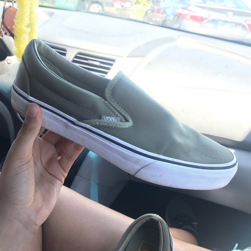 ✨ SLIP ON VANS